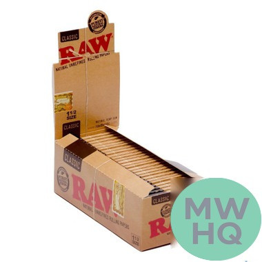 RAW Rolling Papers - 1 1/2 Size - 25 Pack - 33 Leaves Per Pack
